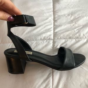 Steve Madden midheel chunky sandals